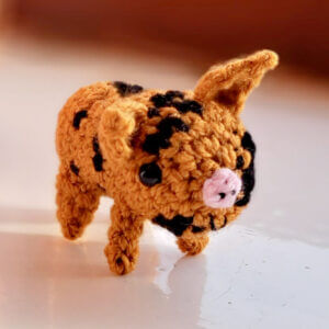 Cute spotted piglet ornament crochet figure