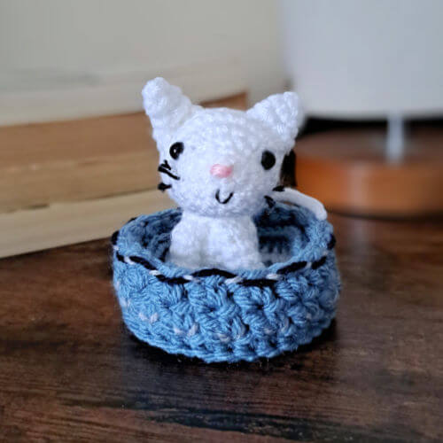 White Cat Ornament - Image 3